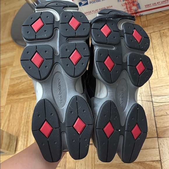New Balance 9060 Sneakers - Picture 3 of 5